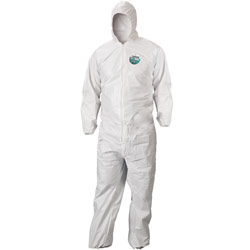 MAMELUCO DESCARTABLE CON BOTA LAKELAND CTL414
